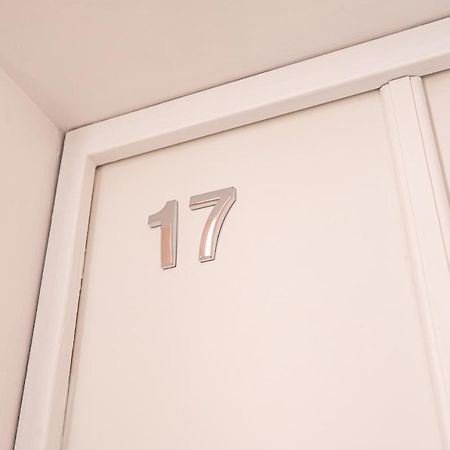 Casa Vacanze Decumano 17 Наполи Екстериор снимка