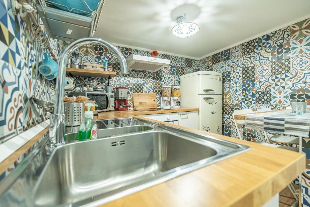 Casa Vacanze Decumano 17 Наполи Екстериор снимка